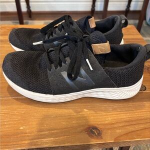 Black new balance sneakers